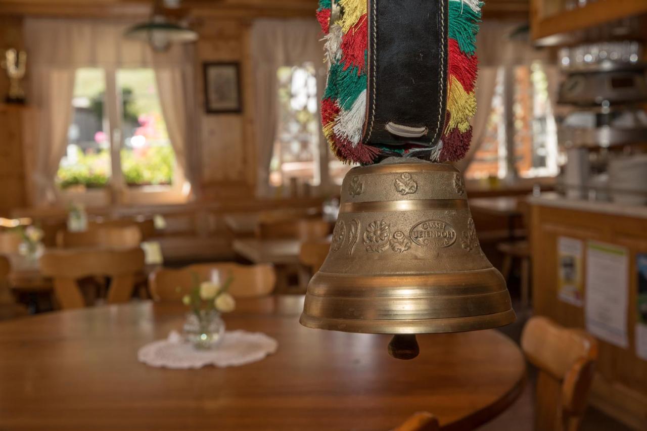 Gaestehaus Schaefli Intschi ภายนอก รูปภาพ
